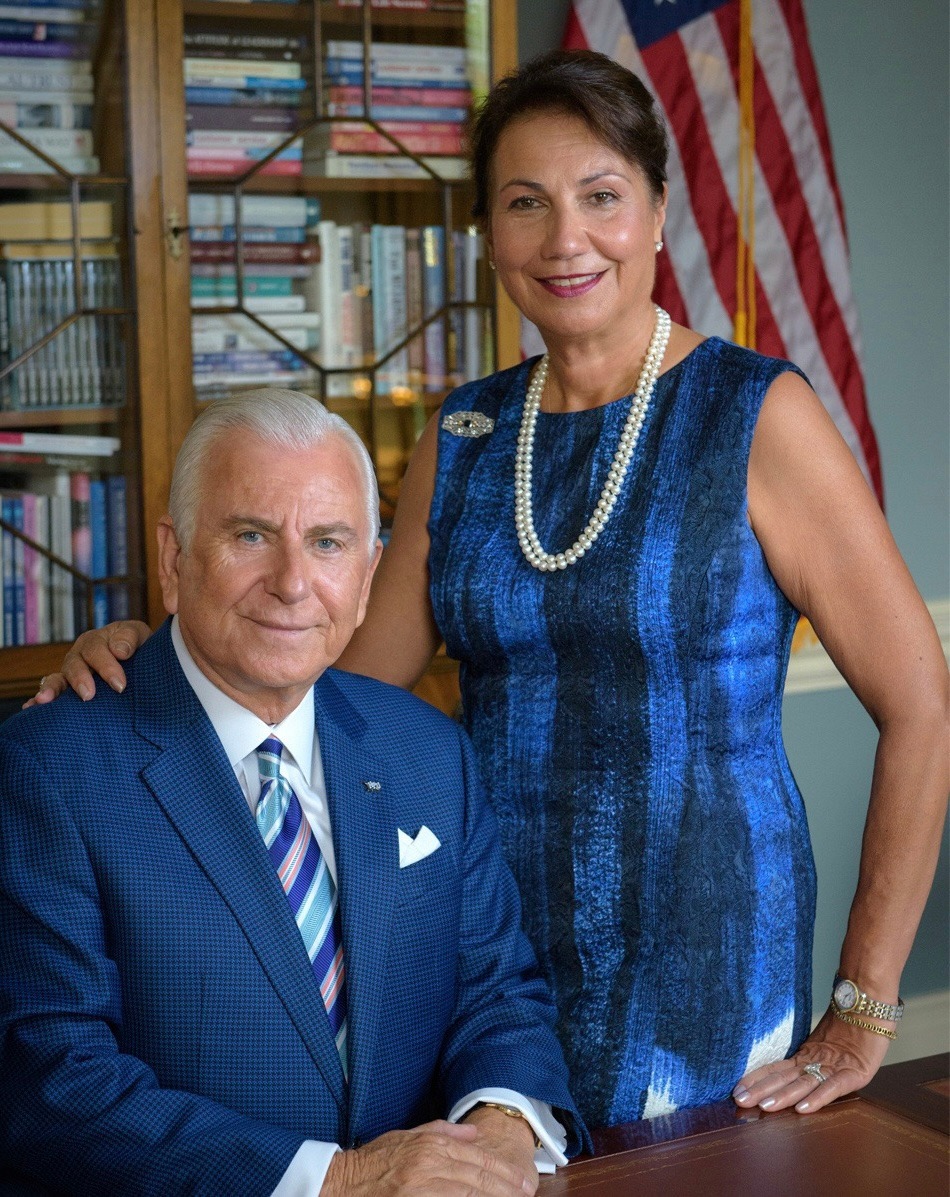 Nido and Mariana Qubein